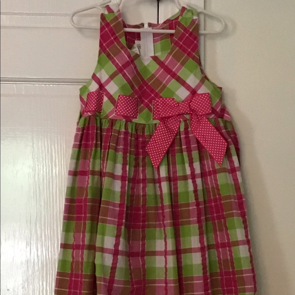 Girls dress